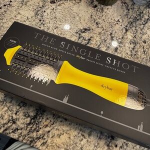 Drybar Single Shot Round Blow-Dryer Brush